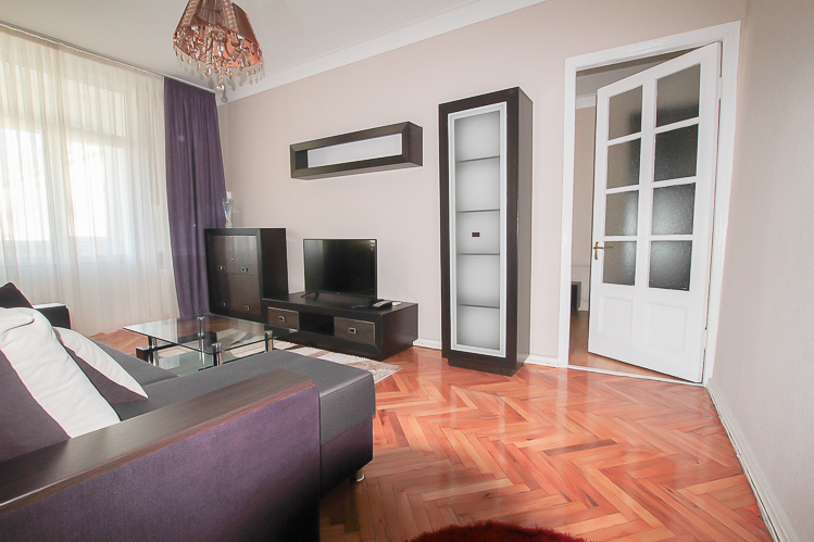 City Center Apartment is a 2 rooms apartment for rent in Chisinau, Moldova